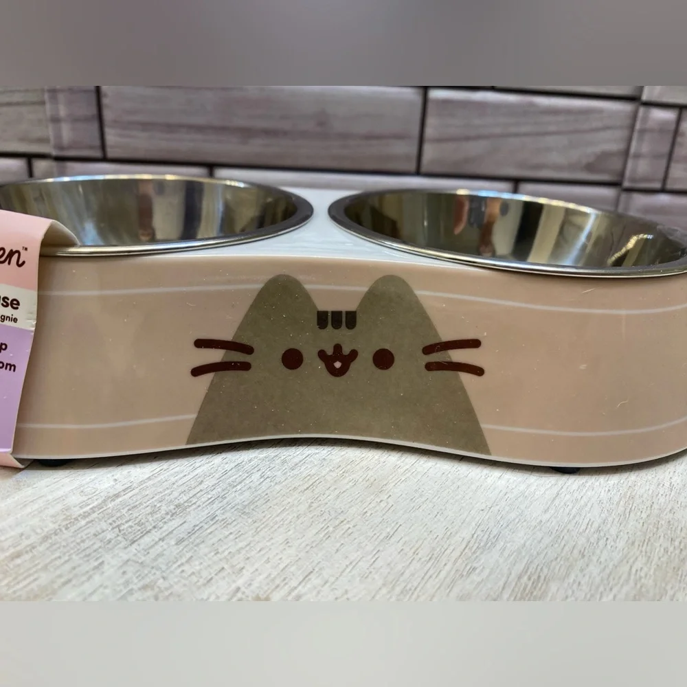 Pusheen 🐈 🐕 Double Bowl With Base Cat Bowl 3/4 cup x2 NWT